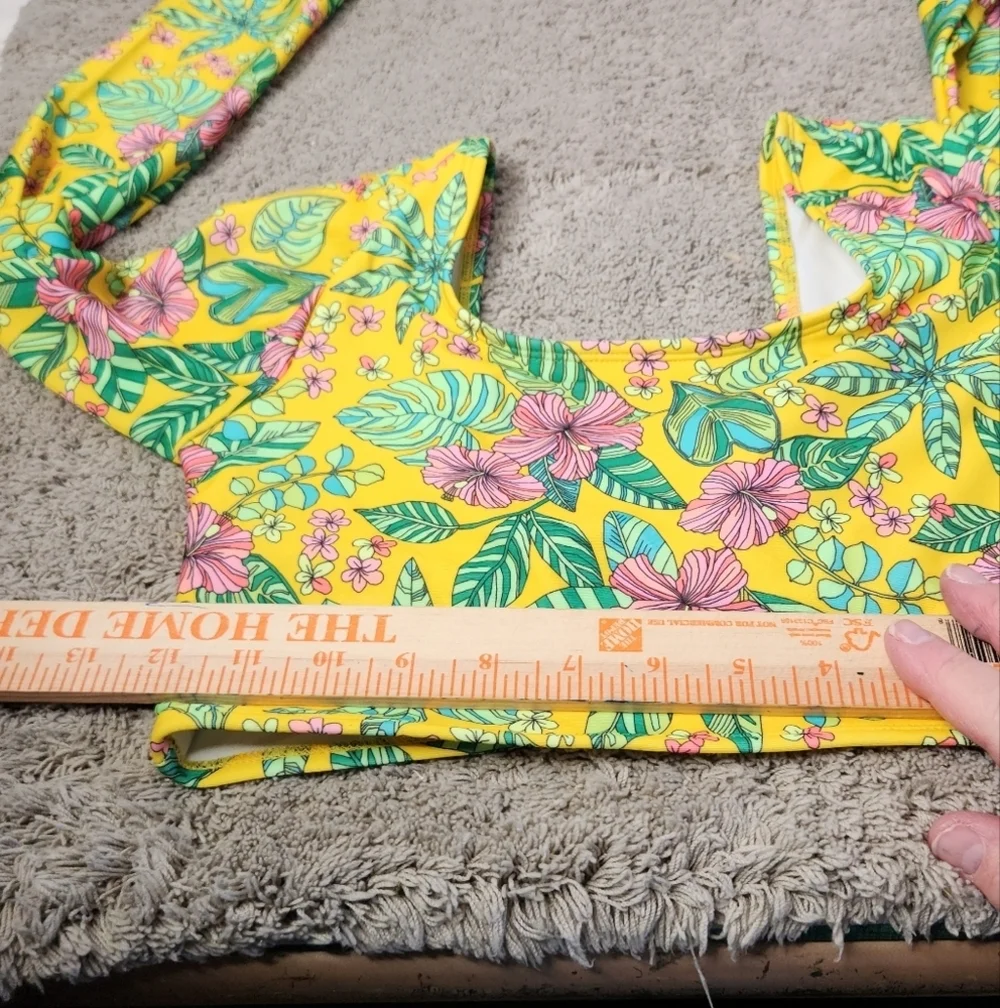 Girls' Tropics Utopia Floral Printed Rash Guard Top Only - Art Class XL (14)